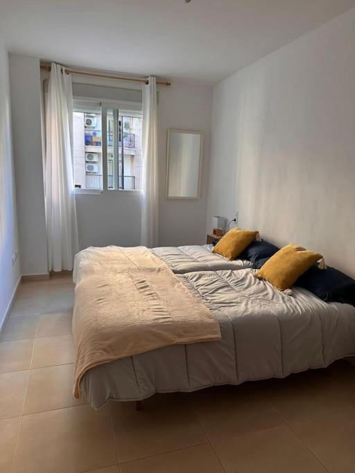 Piso En Gandia Apartment Exterior foto